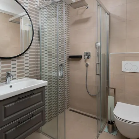 Bellatrix 1 & 2 - Two Heated Pools & Jacuzzi Villa