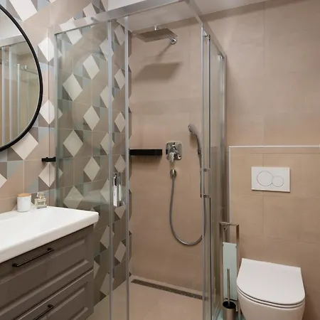 Bellatrix 1 & 2 - Two Heated Pools & Jacuzzi Villa Vrsi