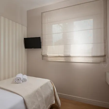 Vila Bellatrix 1 & 2 - Two Heated Pools & Jacuzzi *