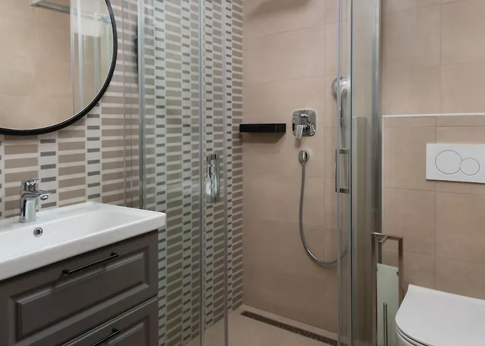 Bellatrix 1 & 2 - Two Heated Pools & Jacuzzi Villa