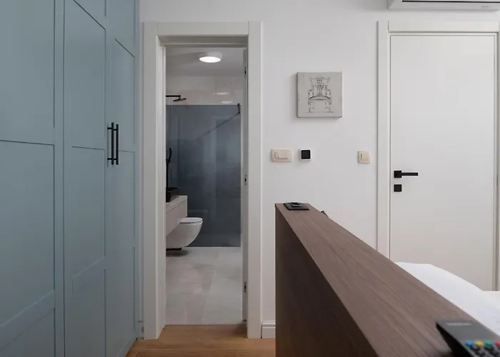 Bellatrix 1 & 2 - Two Heated Pools & Jacuzzi ヴーシ