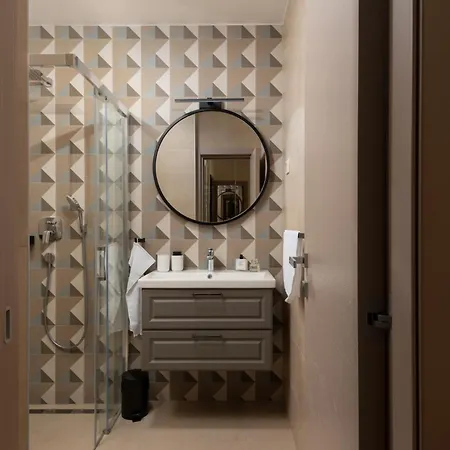 Villa Bellatrix 1 & 2 - Two Heated Pools & Jacuzzi *