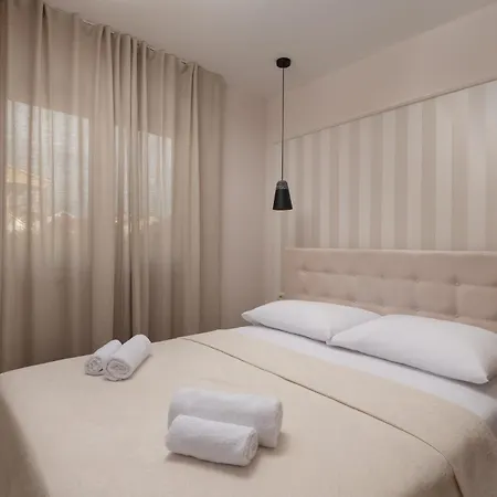 Villa Bellatrix 1 & 2 - Two Heated Pools & Jacuzzi Vrsi