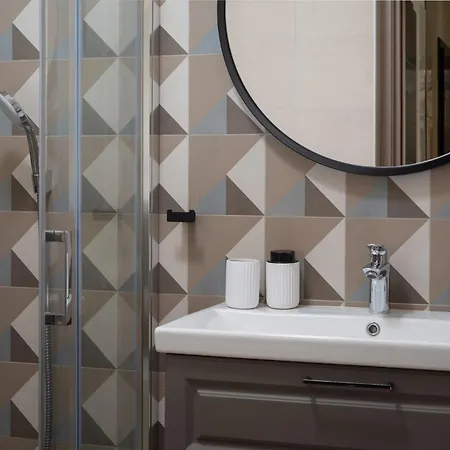 Villa Bellatrix 1 & 2 - Two Heated Pools & Jacuzzi