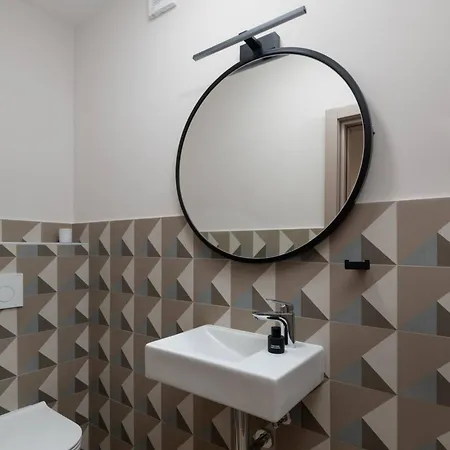 Villa Bellatrix 1 & 2 - Two Heated Pools & Jacuzzi Vrsi