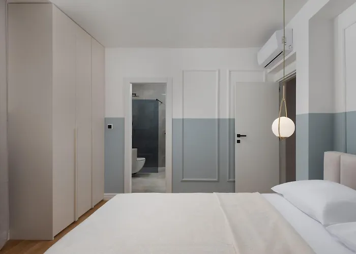 Bellatrix 1 & 2 - Two Heated Pools & Jacuzzi * Врси