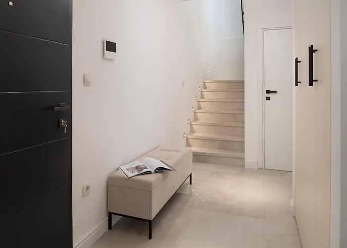 Bellatrix 1 & 2 - Two Heated Pools & Jacuzzi * Врси